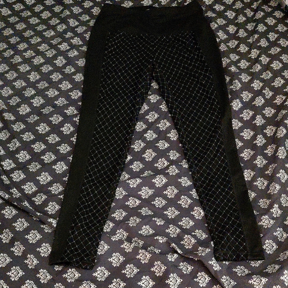 Chico's Black Quilted Front Leggings